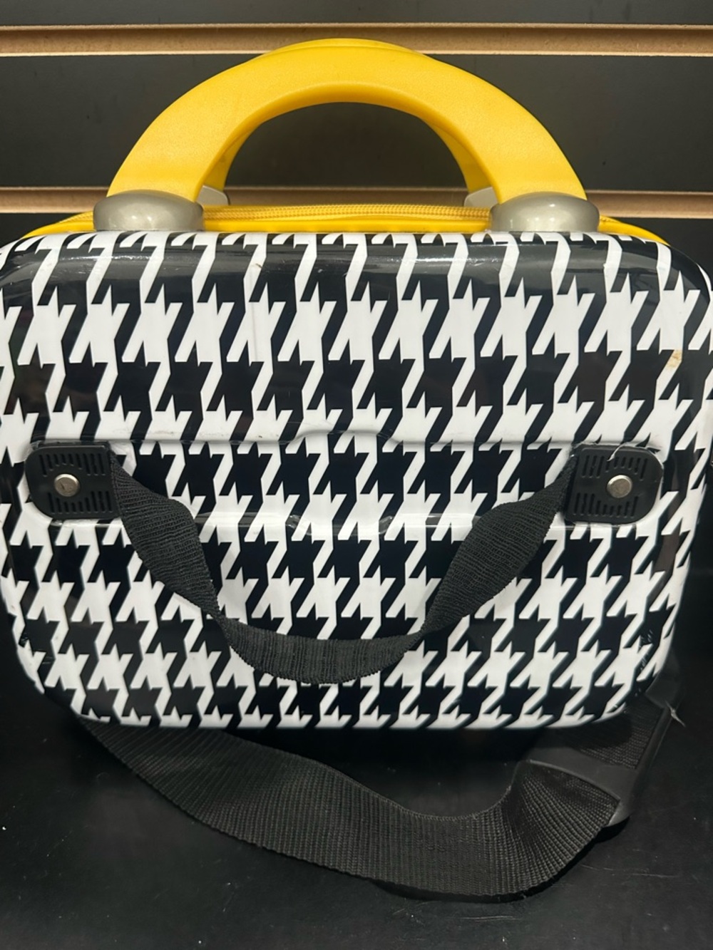 HEYS Cosmetic Luggage Black & White Houndstooth Hard Case Bag with Yellow Handle - Picture 7 of 9